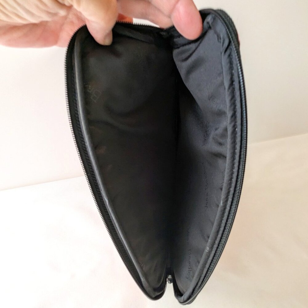 Vera Bradley Playful Penguins Tablet Case Red Quilted Cotton NWOT - Picture 2 of 2